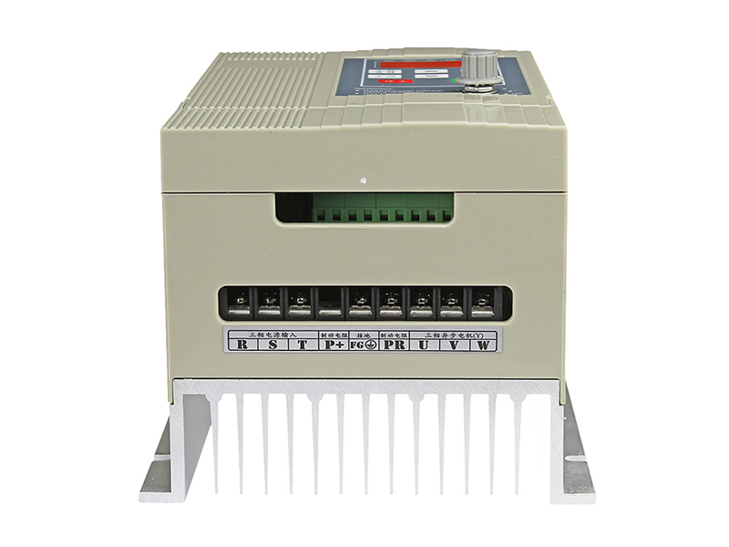 4000H通用變頻器，變頻器三相380V，變頻器廠家，電機(jī)變頻器